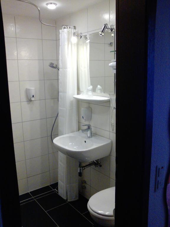 Hotel Garni Am Bowenberg Niederzissen Pokoj fotografie