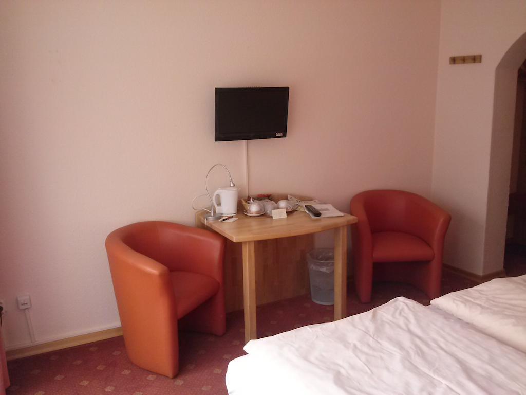 Hotel Garni Am Bowenberg Niederzissen Pokoj fotografie